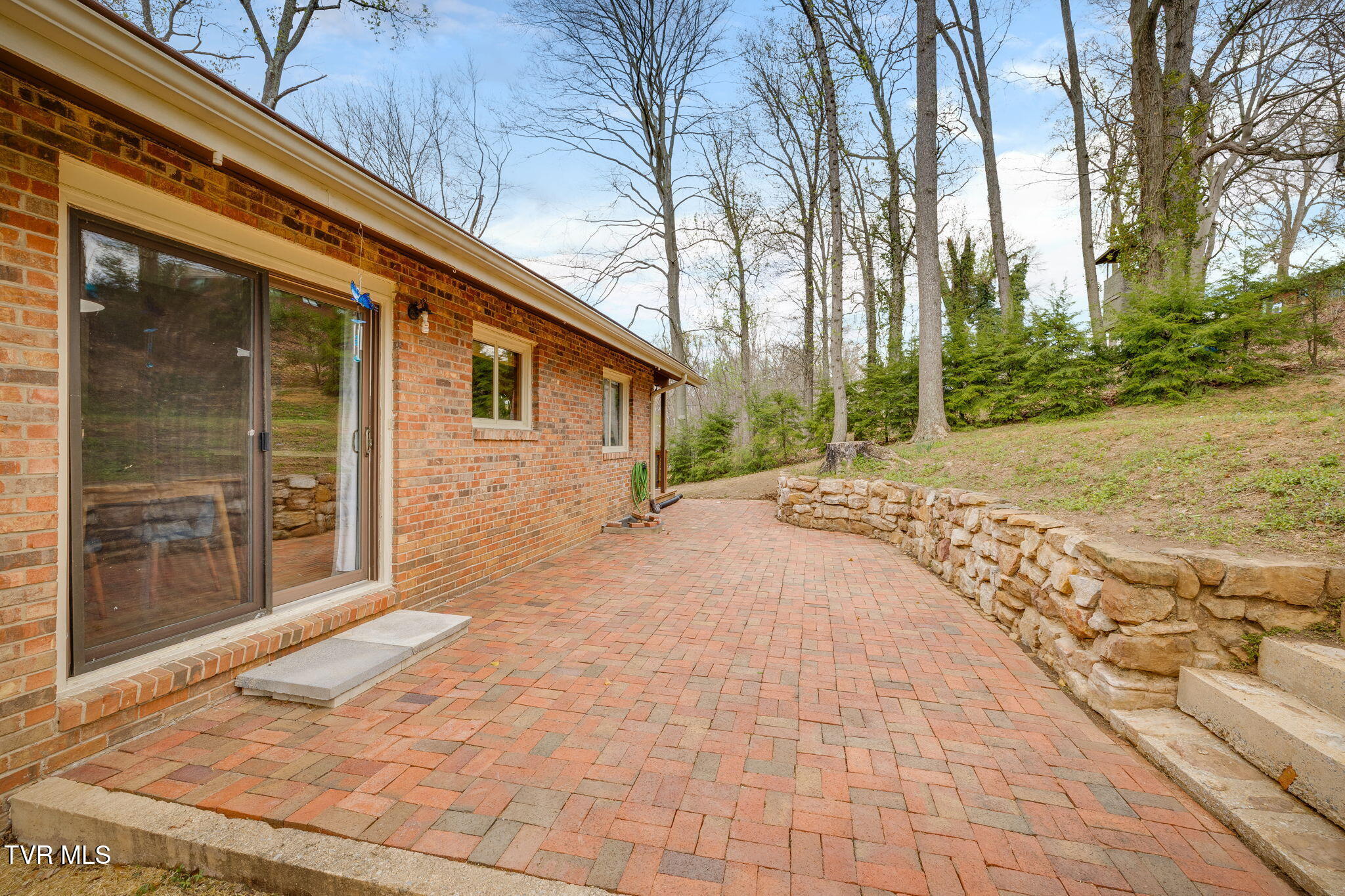 3937 Ridge Line Drive Kingsport, TN 37664 - Photo 38 of 48 039