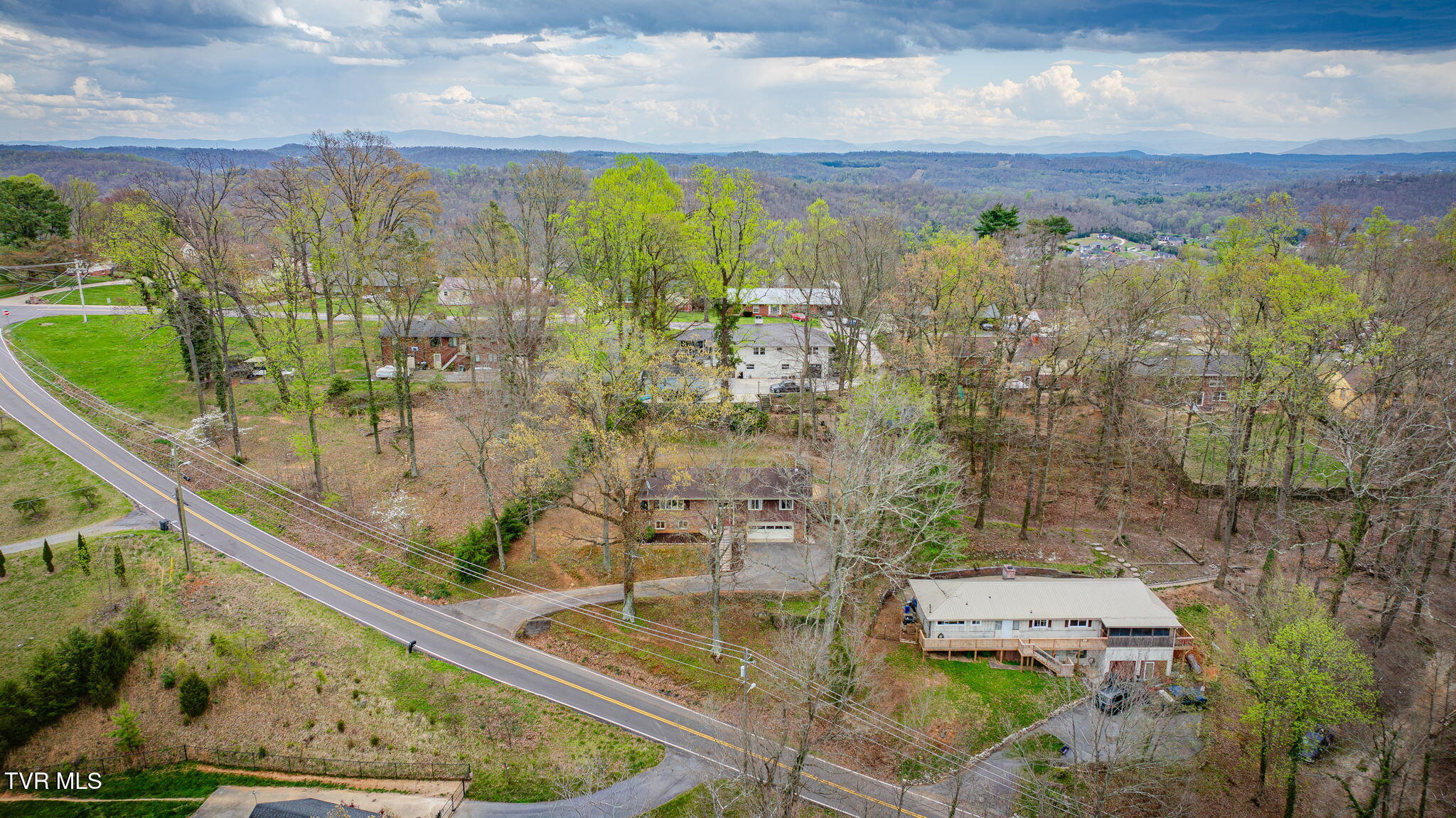 3937 Ridge Line Drive Kingsport, TN 37664 - Photo 42 of 48 102