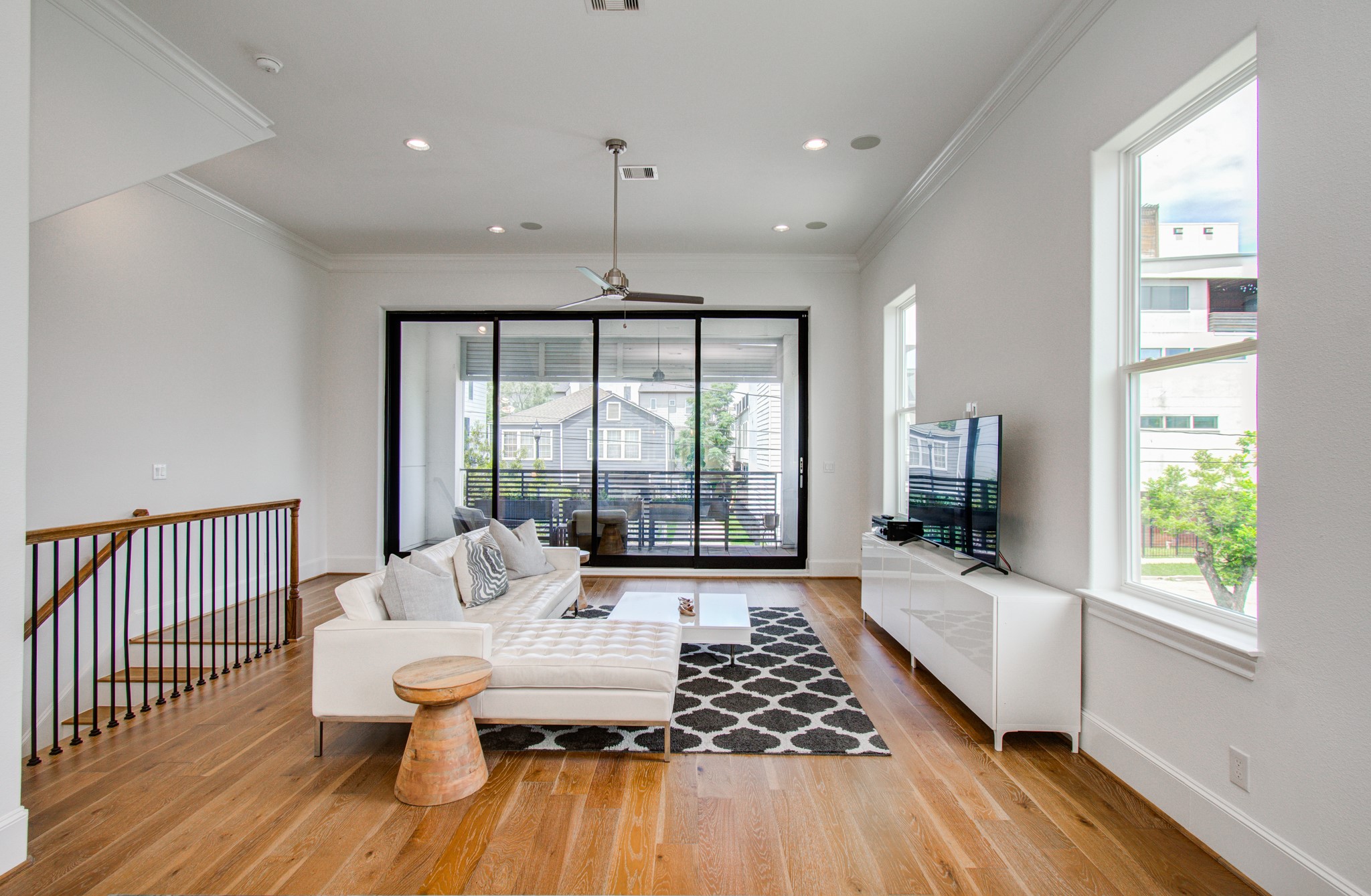 1512 Stuart Street Houston, TX 77004 - Photo 17 of 44