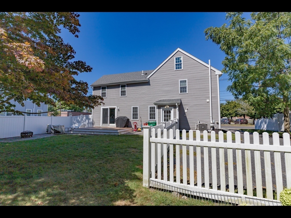 252 Union Street Ashland, MA 01721 - Photo 31 of 35