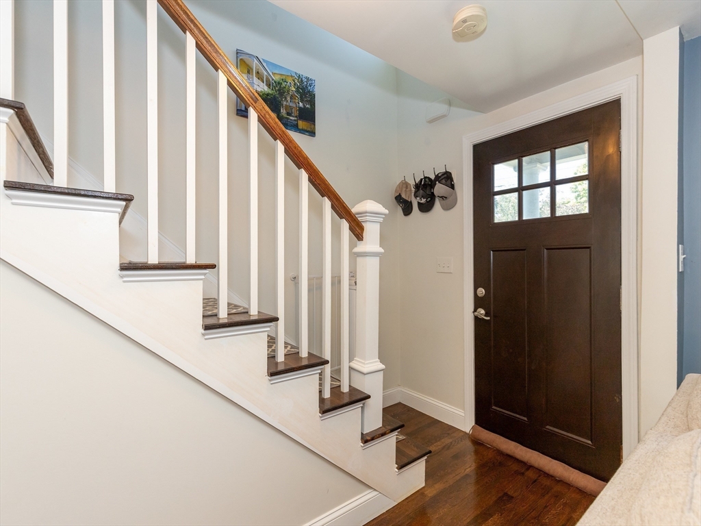 252 Union Street Ashland, MA 01721 - Photo 6 of 35