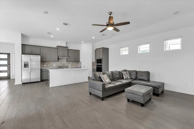 $385,000 | 12620 Penguin Path Manor, Manor, TX 78653