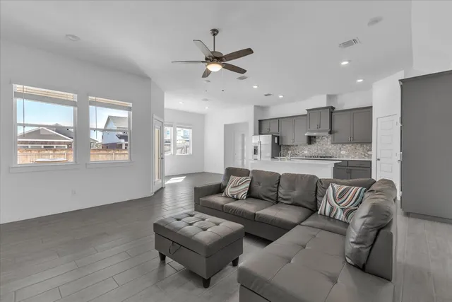 $385,000 | 12620 Penguin Path Manor, Manor, TX 78653