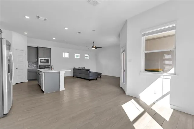 $385,000 | 12620 Penguin Path Manor, Manor, TX 78653