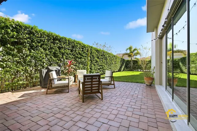 a view of a back yard of the house