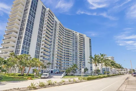 $350,000 | 2841 North Ocean Boulevard, Unit 303, Fort Lauderdale, FL 33308