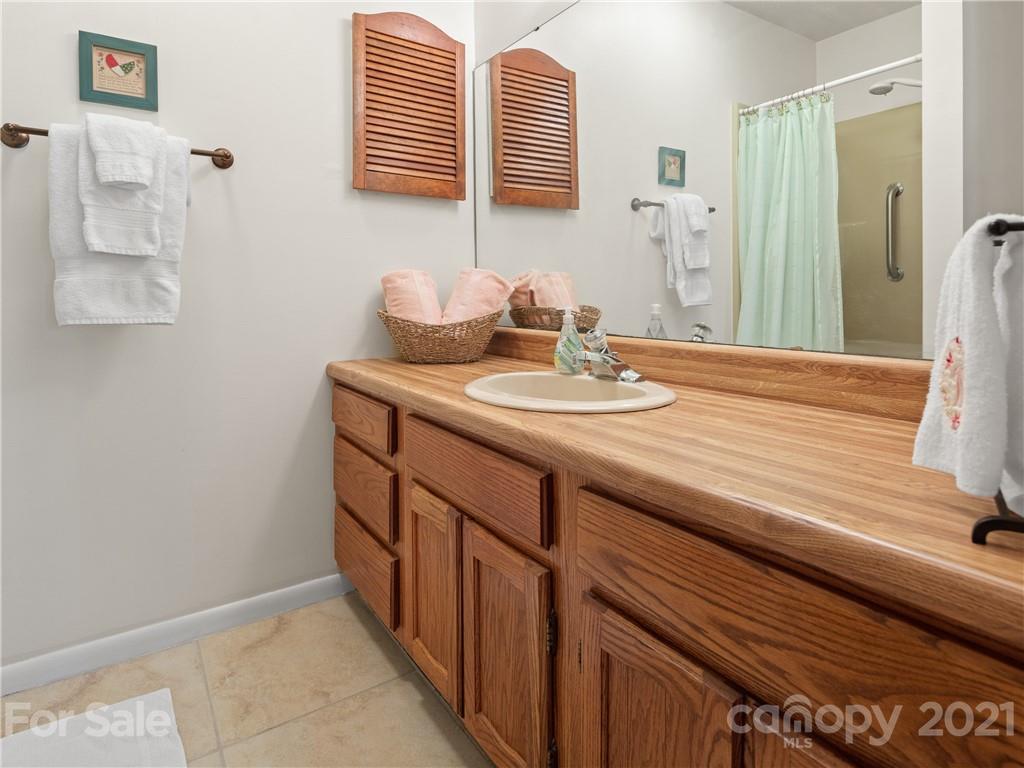 460 Eastview Road Brevard, NC 28712 - Photo 12 of 20 Gallery Image 12
