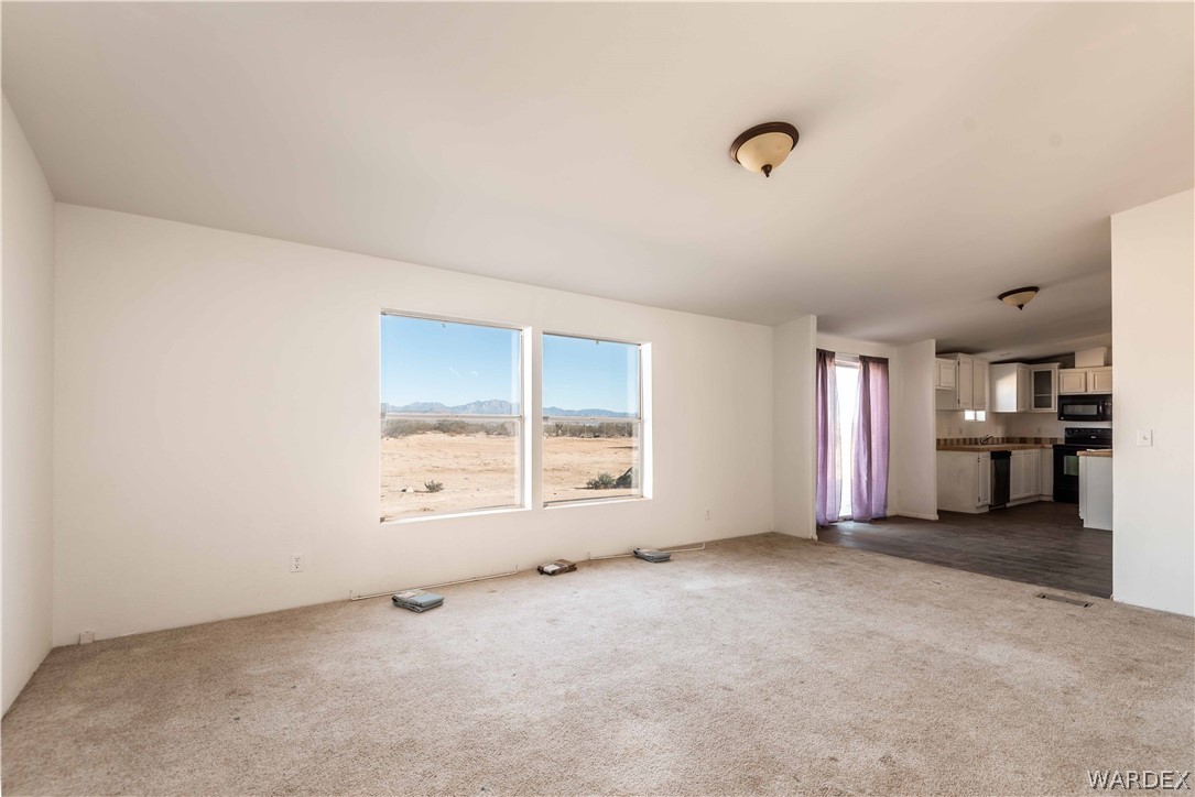 852 South Hoover Road Golden Valley, AZ 86413 - Photo 30 of 48 Gallery Image 30