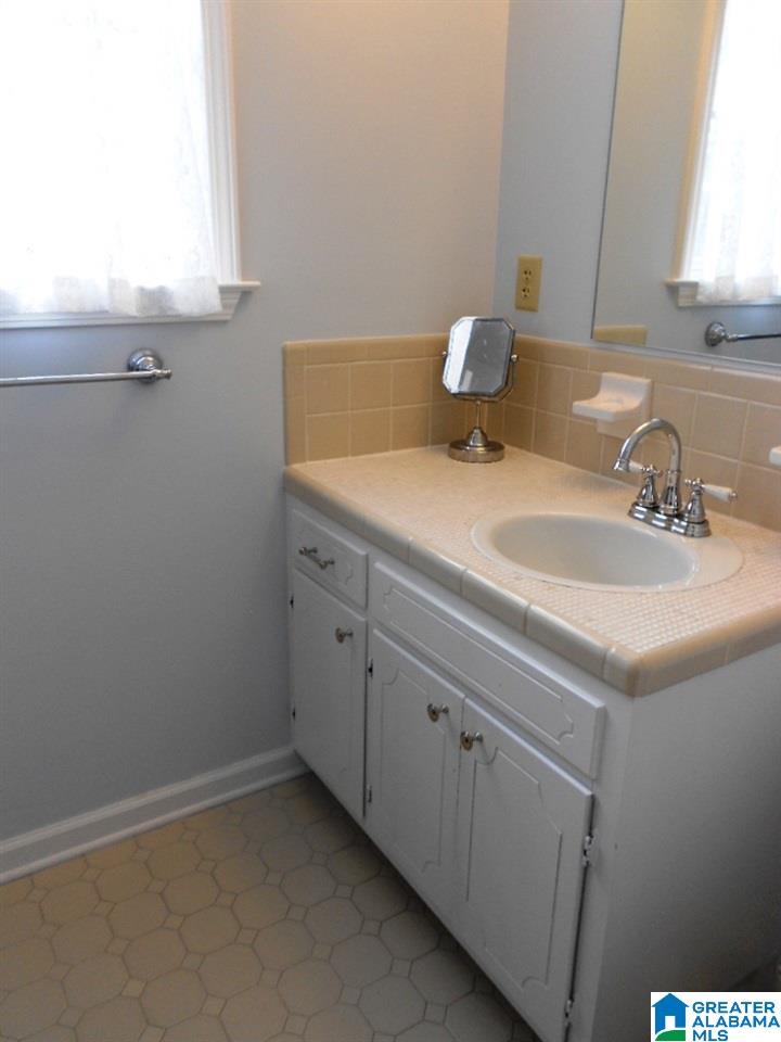 3127 Lancaster Court, Unit 3127D Homewood, AL 35209 - Photo 15 of 25
