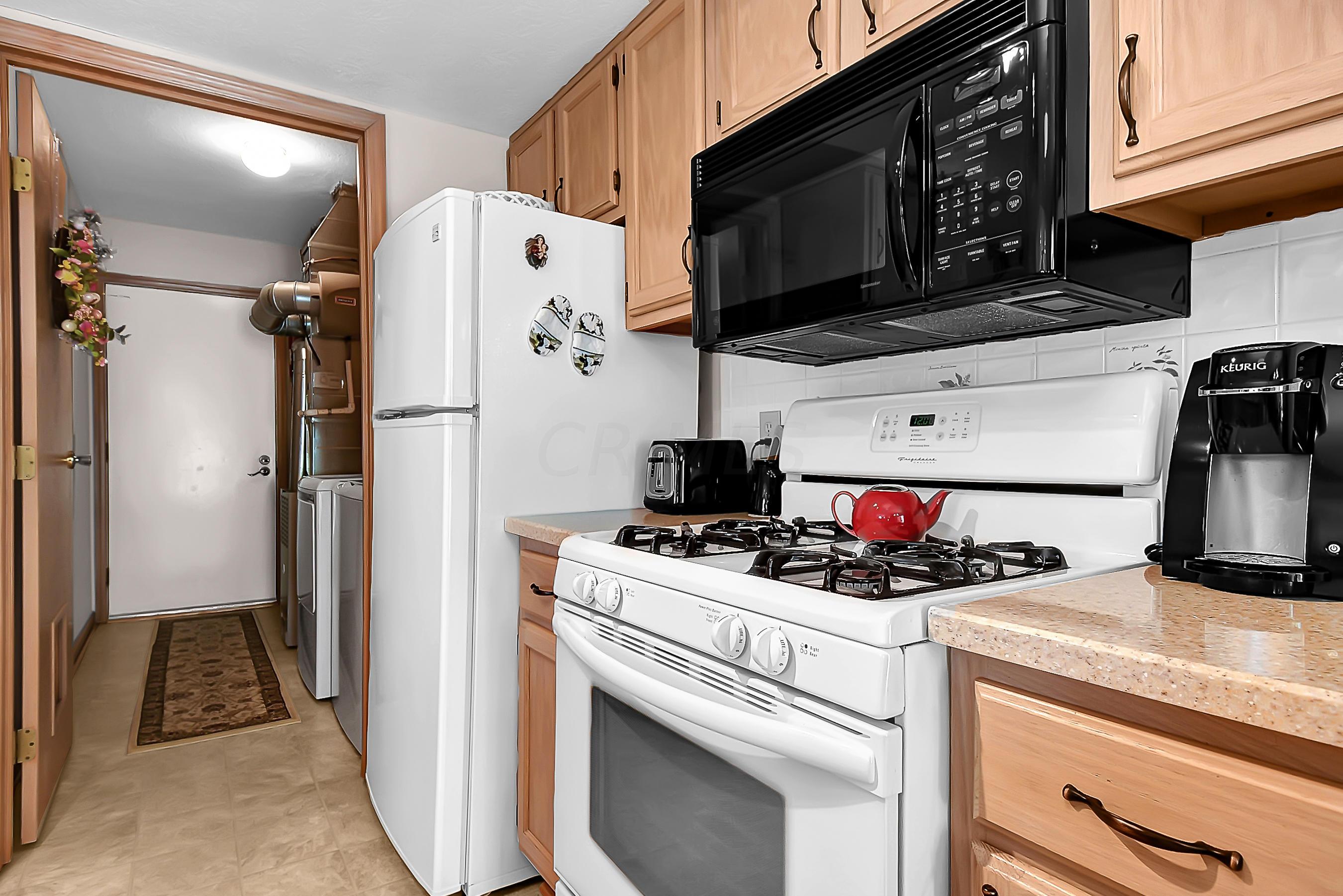 5837 Locbury Lane, Unit R5837 Dublin, OH 43016 - Photo 12 of 25
