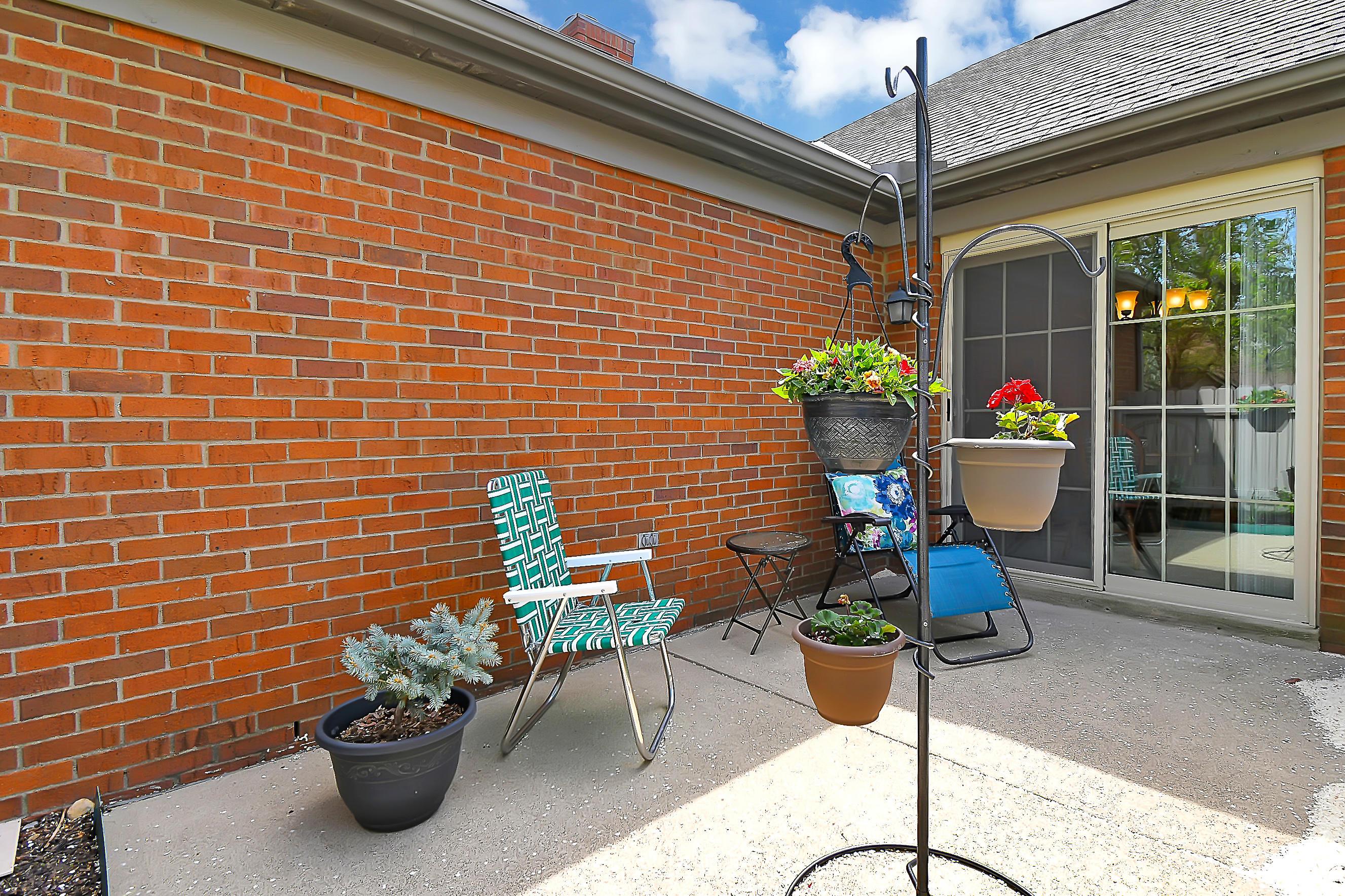 5837 Locbury Lane, Unit R5837 Dublin, OH 43016 - Photo 19 of 25