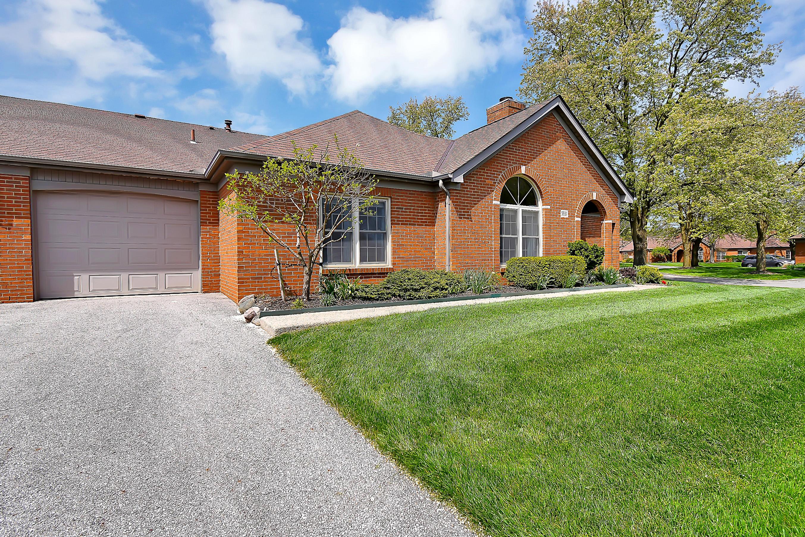 5837 Locbury Lane, Unit R5837 Dublin, OH 43016 - Photo 3 of 25