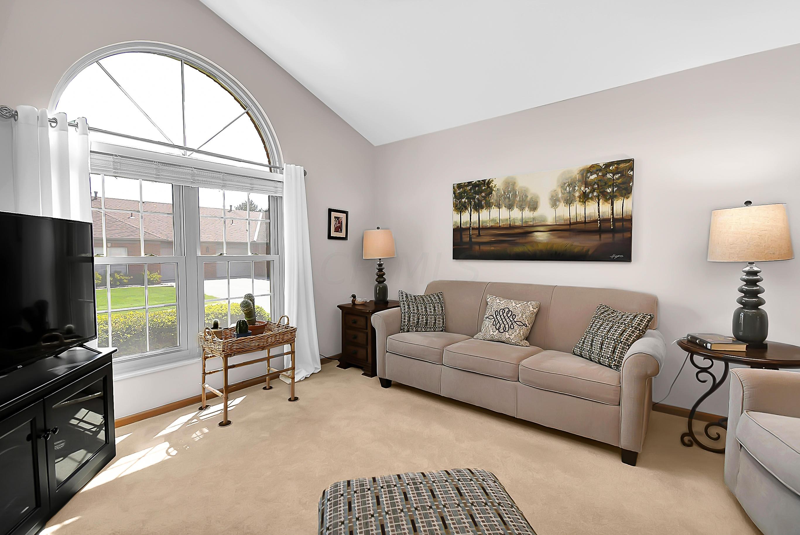 5837 Locbury Lane, Unit R5837 Dublin, OH 43016 - Photo 6 of 25