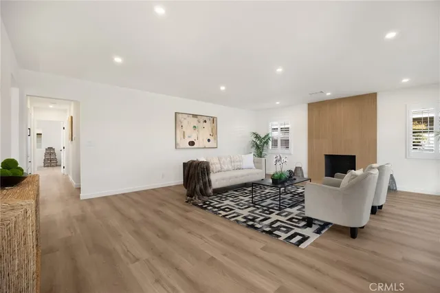 $1,198,000 | 4807 Bentree Avenue, Long Beach, CA 90807