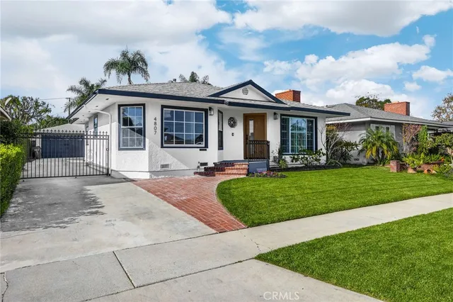 $1,198,000 | 4807 Bentree Avenue, Long Beach, CA 90807