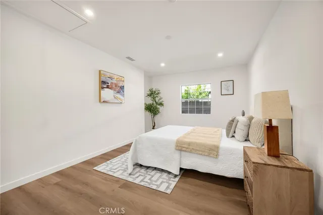 $1,198,000 | 4807 Bentree Avenue, Long Beach, CA 90807