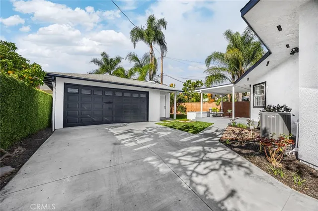 $1,198,000 | 4807 Bentree Avenue, Long Beach, CA 90807