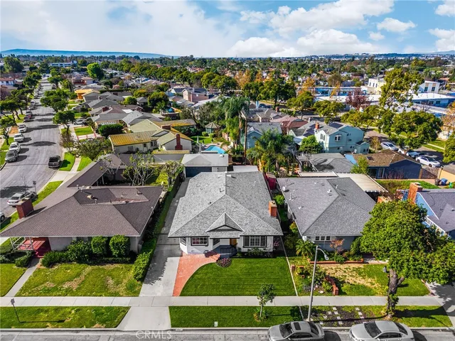$1,198,000 | 4807 Bentree Avenue, Long Beach, CA 90807