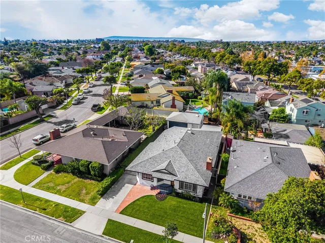$1,198,000 | 4807 Bentree Avenue, Long Beach, CA 90807
