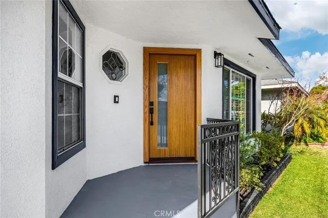 $1,198,000 | 4807 Bentree Avenue, Long Beach, CA 90807