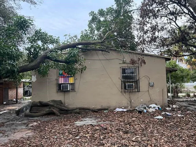 $374,900 | 18020 Northwest 2nd Place, Miami, FL 33169