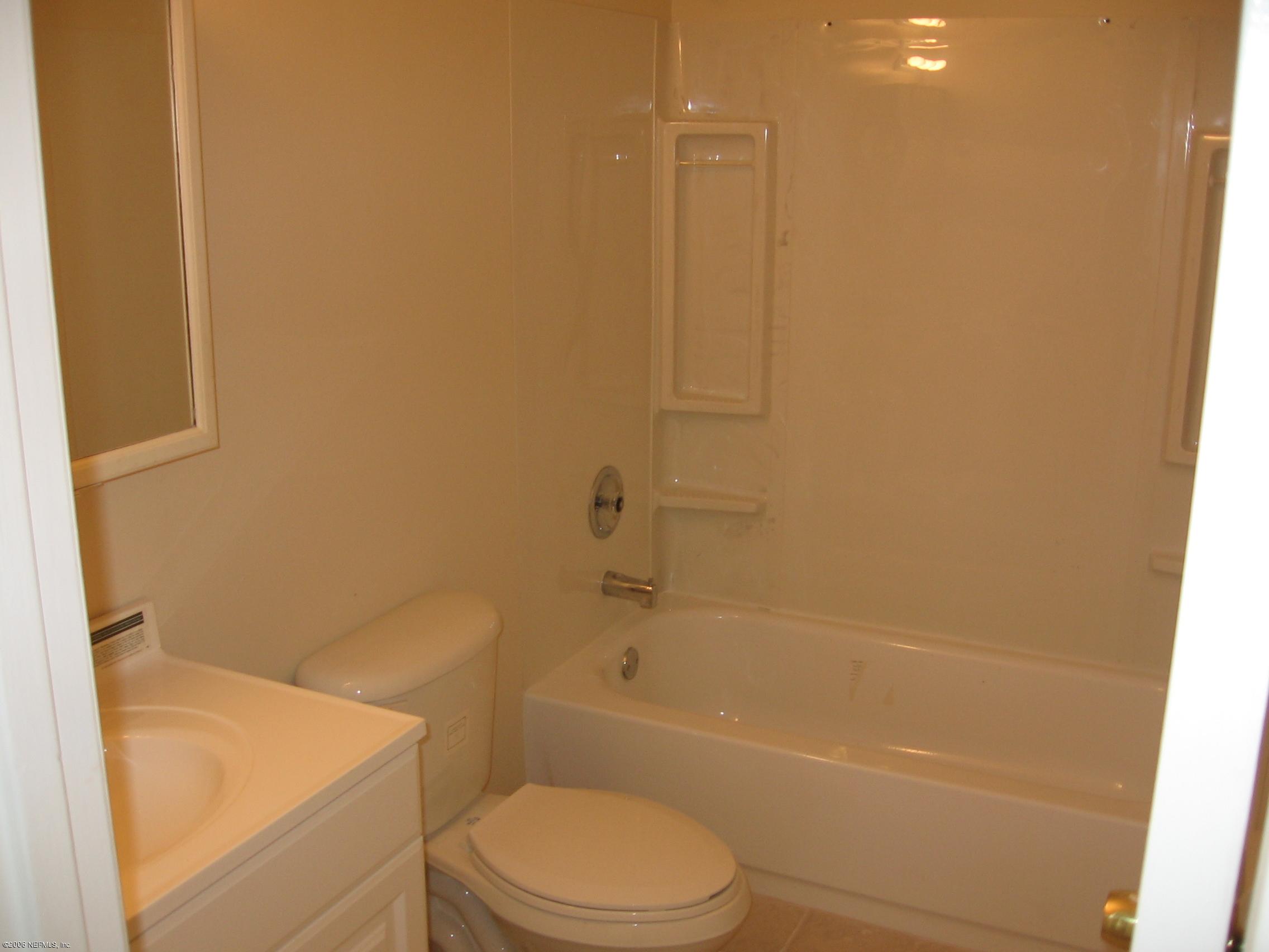 8973 Ivey Road Jacksonville, FL 32216 - Photo 9 of 9 Bath