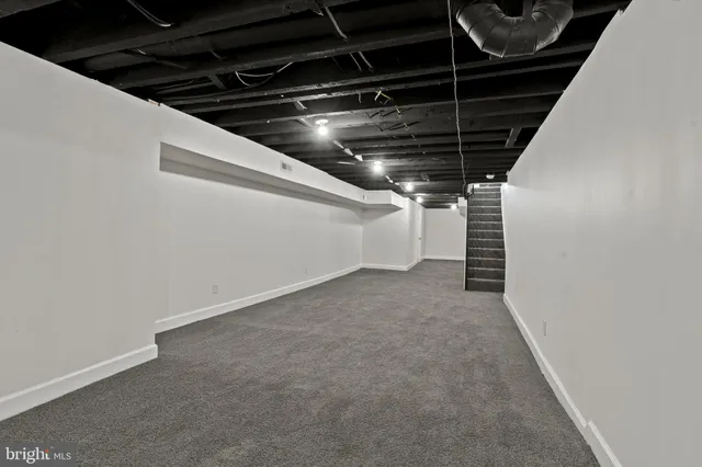 a view of utility room