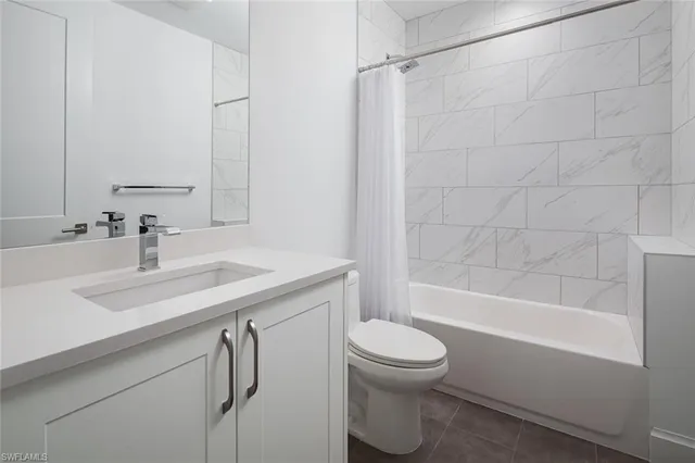 $11,000 | 1111 Central Avenue, Unit 412, Naples, FL 34102