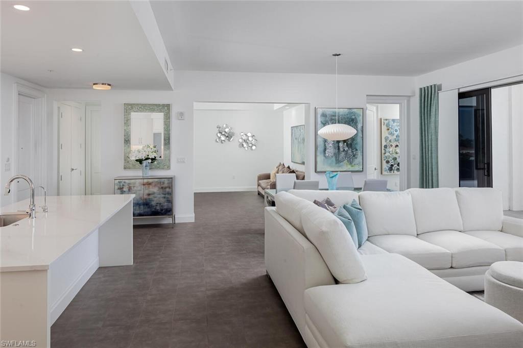 1111 Central Avenue, Unit 412 Naples, FL 34102 - Photo 4 of 26