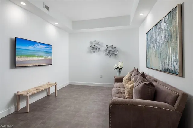 $11,000 | 1111 Central Avenue, Unit 412, Naples, FL 34102