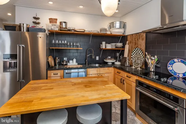 $3,400 | 14 Church Street, Lambertville, NJ 08530