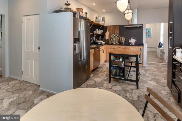 $3,400 | 14 Church Street, Lambertville, NJ 08530