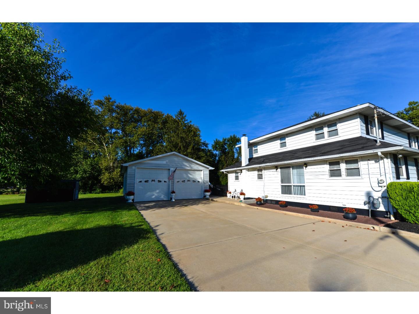 111 Eaton Road Pennsville, NJ 08070 - Photo 4 of 23 Gallery Image 4