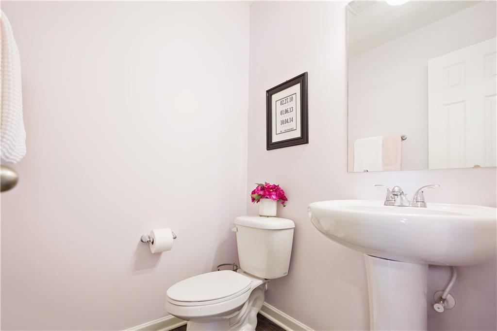 316 Summit Circle Houston, PA 15342 - Photo 8 of 24