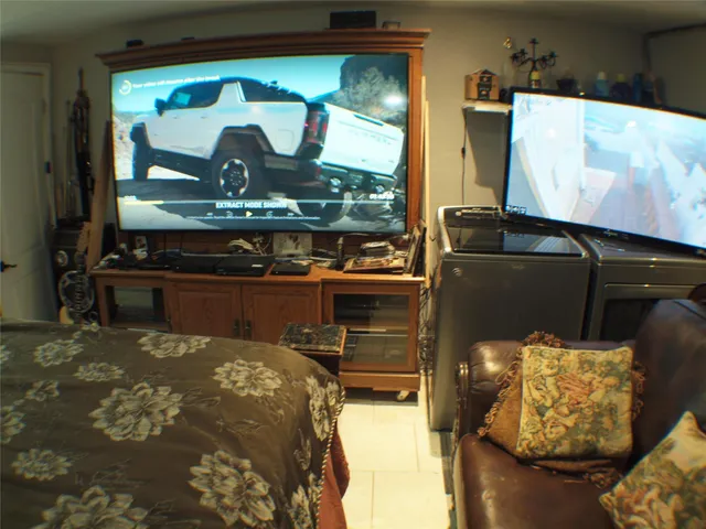 $899,000 | 111-37 156th Street | Jamaica