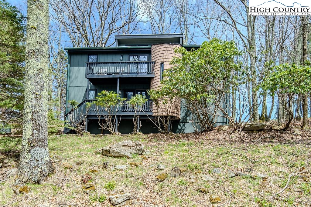 489 St Andrews Road Beech Mountain, NC 28604 - Photo 2 of 40