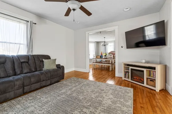 $599,900 | 173 Greenmont Avenue, Dracut, MA 01826