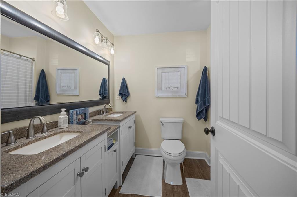 607 Rockspring Road High Point, NC 27262 - Photo 19 of 42