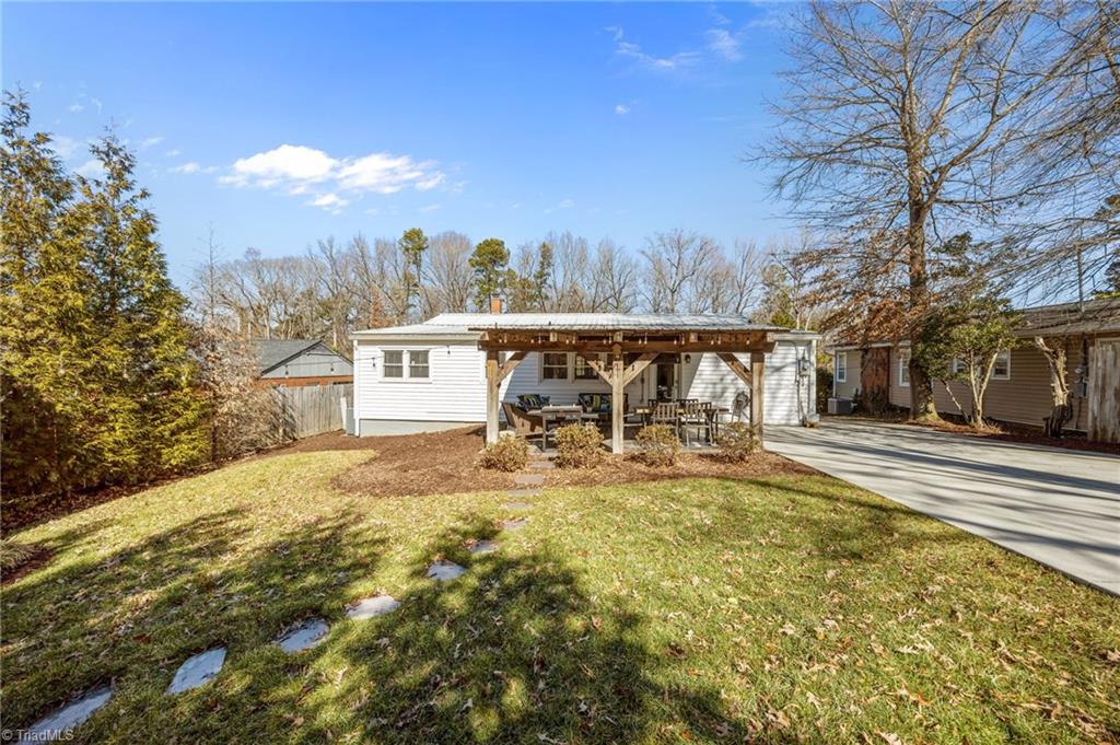 607 Rockspring Road High Point, NC 27262 - Photo 31 of 42