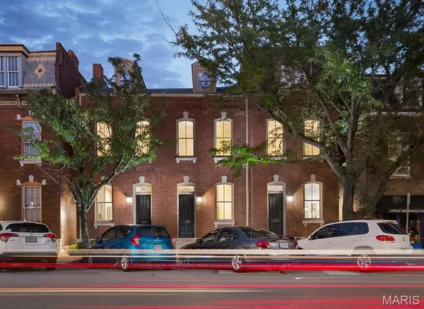 $385,000 | 2016 South 12th Street, St. Louis, MO 63104