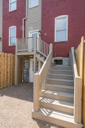 $385,000 | 2016 South 12th Street, St. Louis, MO 63104