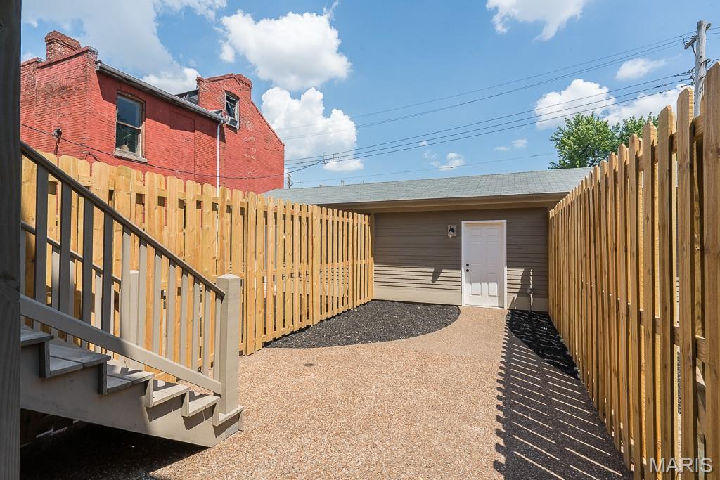 2016 South 12th Street St. Louis, MO 63104 - Photo 31 of 36