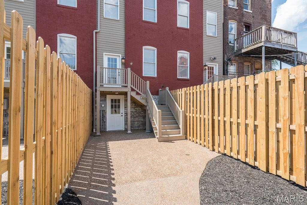 2016 South 12th Street St. Louis, MO 63104 - Photo 32 of 36