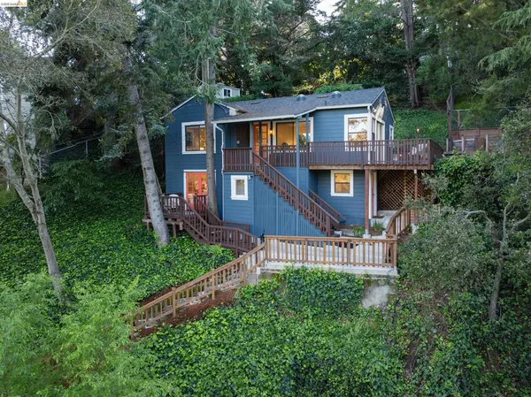 $949,000 | 6211 Valley View Road, Oakland, CA 94611