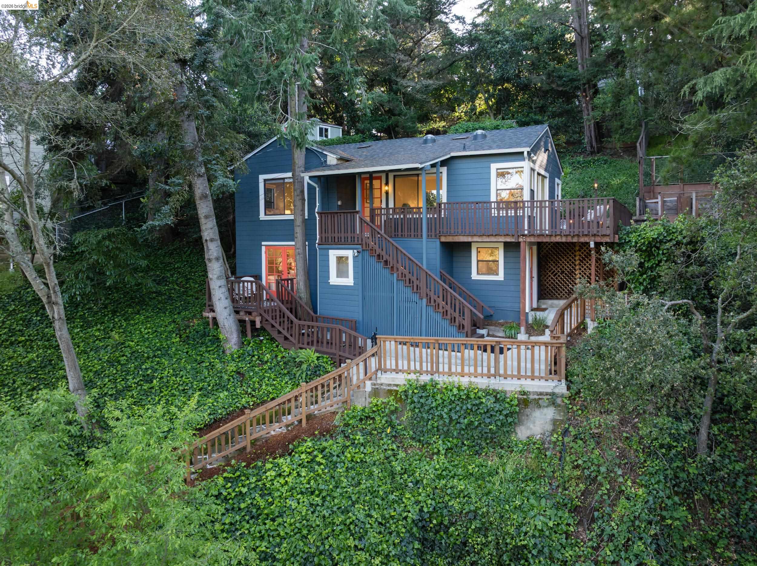 6211 Valley View Road Oakland, CA 94611 - Photo 33 of 34