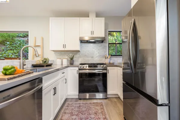 $949,000 | 6211 Valley View Road, Oakland, CA 94611