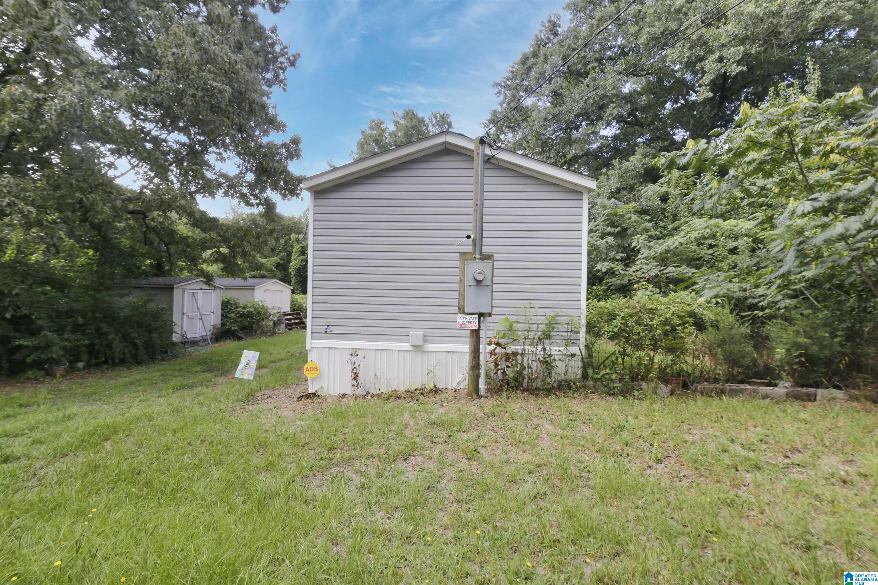3190 Madison Street Anniston, AL 36201 - Photo 3 of 29