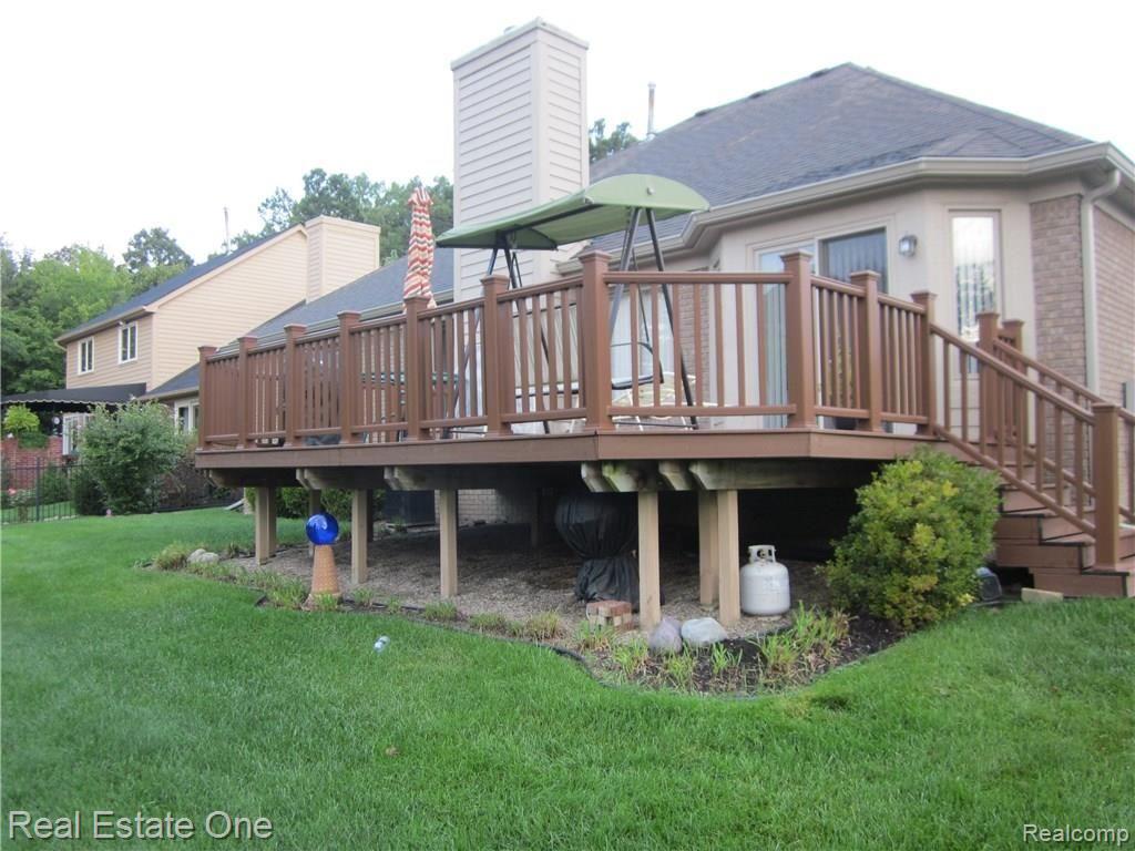17347 Cross Winds Road Livonia, MI 48152 - Photo 15 of 31 IMG_0965.JPG