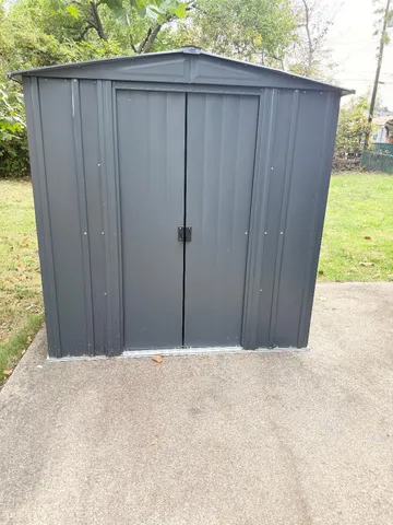 $239,999 | 200 West Ainsworth Street, Ypsilanti, MI 48197