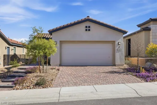 $685,000 | 58 Lake Bluff Court, Henderson, NV 89011